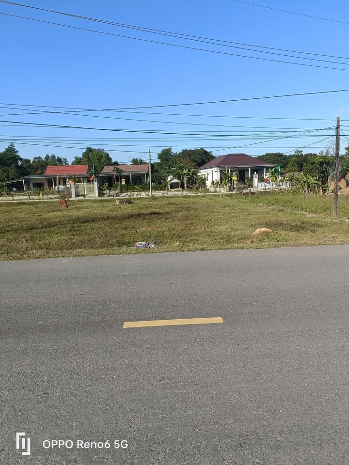 Nhà mặt tiền đường 73, Huyện Gio Linh, 256m² giá 900 triệu - Đầu tư sinh lời hấp dẫn!