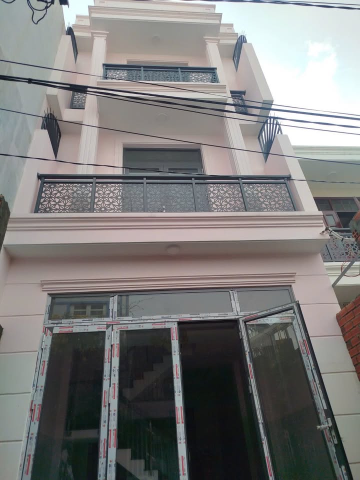 Nhà phố Thủ Đức 52m² giá 6 tỷ - Sổ hồng hoàn công đầy đủ