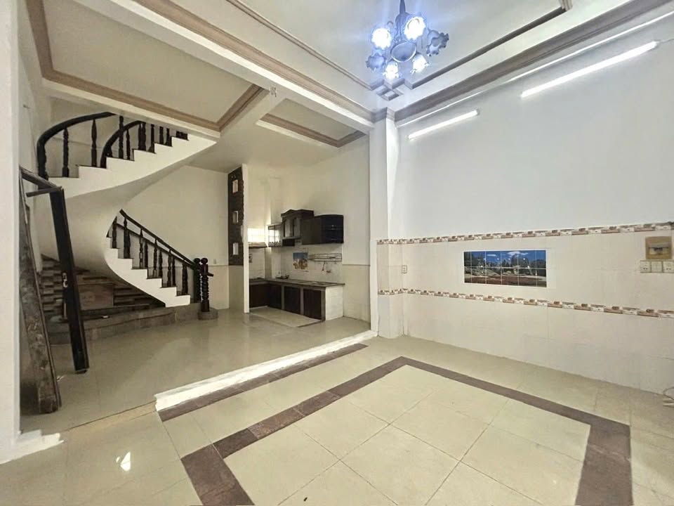 Nhà phố 4 tầng Phường Bình Chiểu, Thủ Đức 49m² giá 3.95 tỷ - Chính chủ bán gấp!