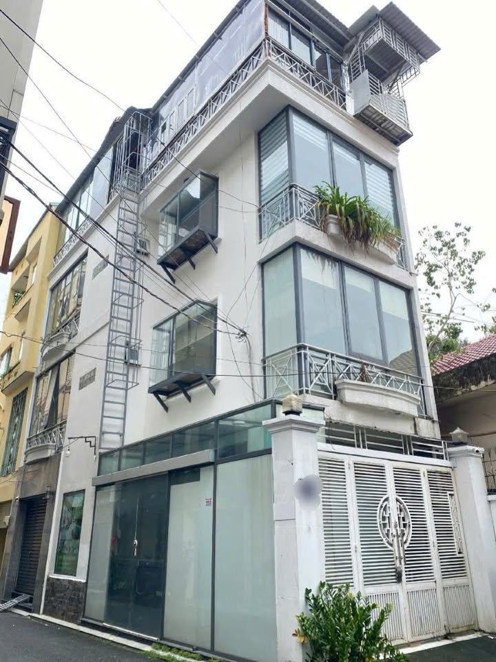 Nhà FrontHouse 2 mặt tiền HXH Phường 9, Quận Phú Nhuận 78m² giá 16.8 tỷ - Cơ hội đầu tư hấp dẫn!