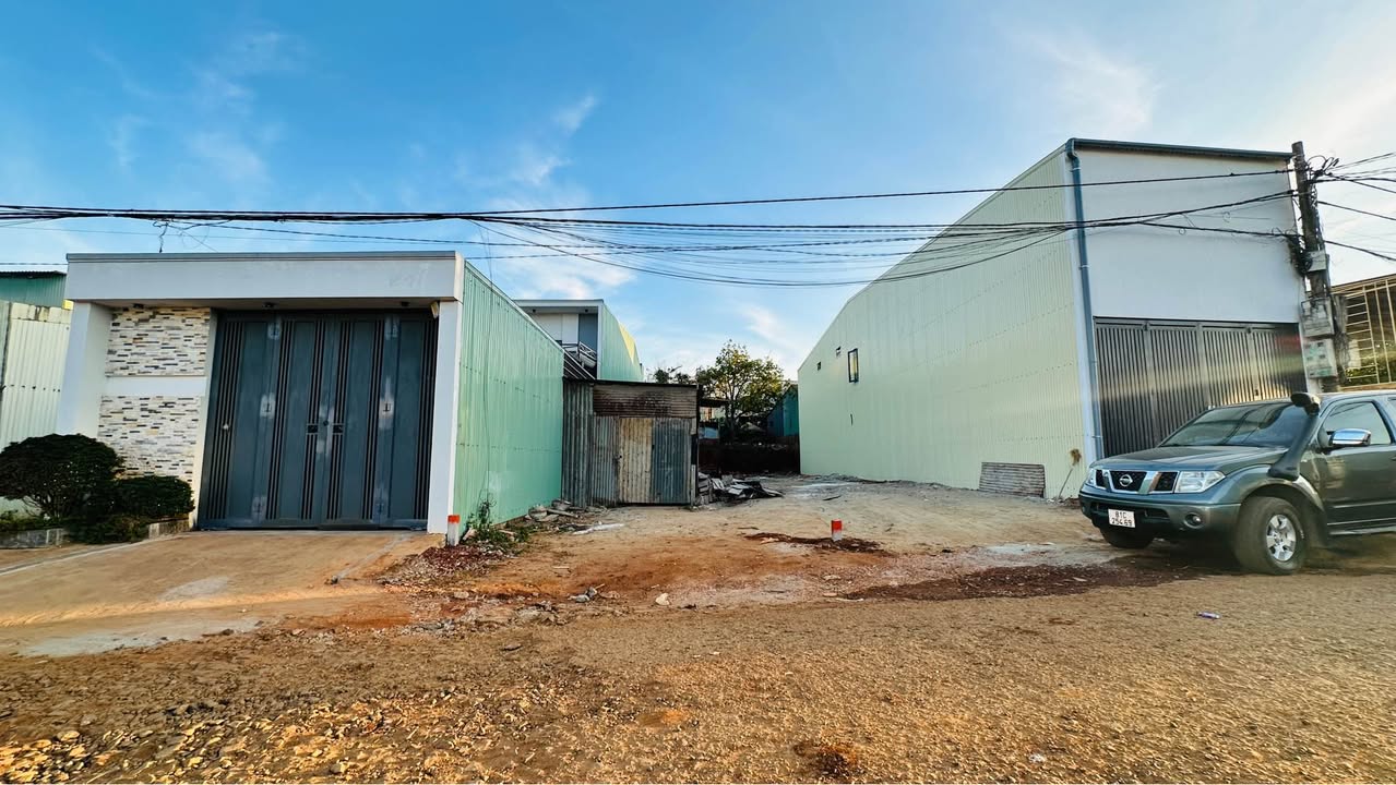 Đất hẻm 220 Lê Duẩn, Pleiku 150m² giá 1 tỷ - Vị trí đắc địa gần trung tâm!