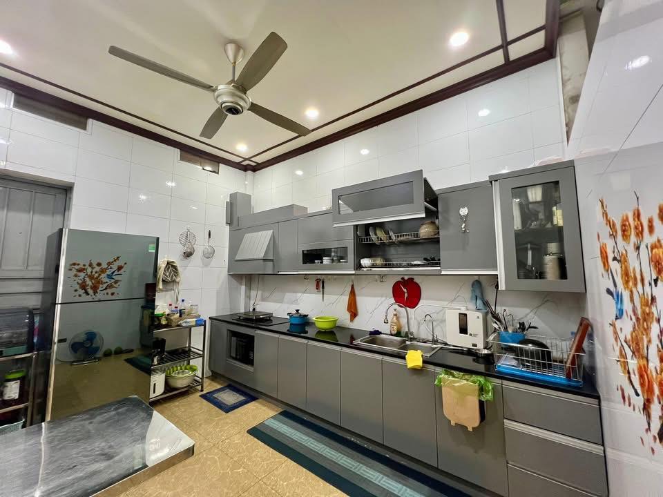 Nhà mặt đường Kênh Liêm, Hạ Long 70m² giá 12 tỷ - Kinh doanh mọi mặt hàng!