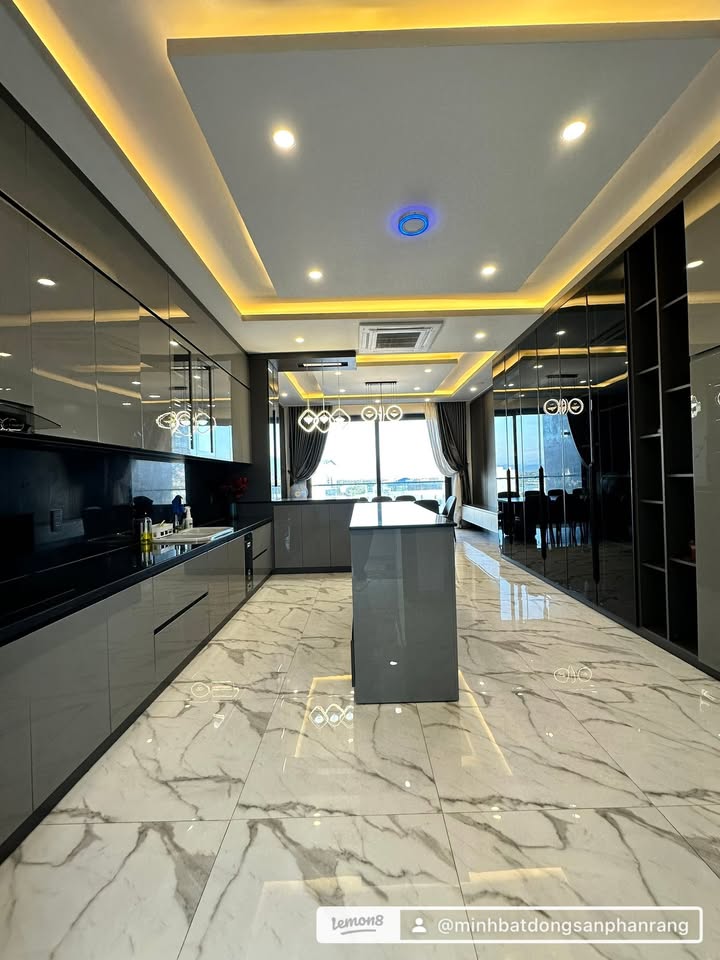 Nhà 4,5 tầng khu Nam Cương Thành, Phan Rang 100m² giá 6.5 tỷ - Full nội thất cao cấp!