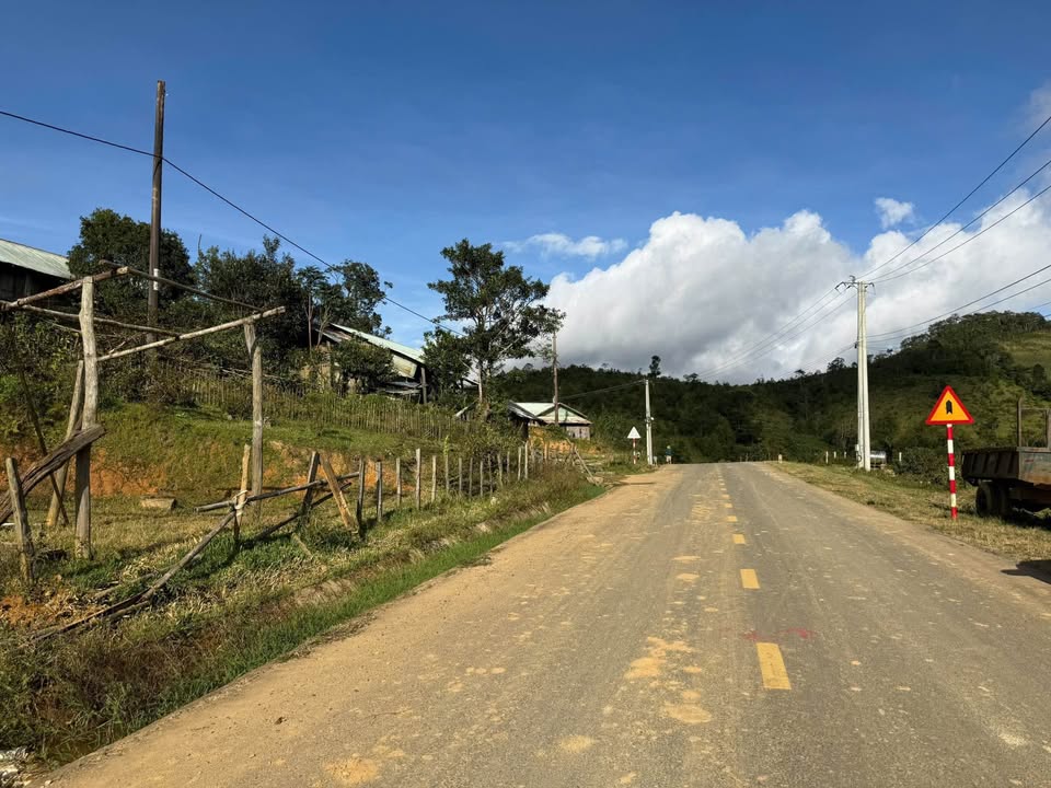 Đất nền Măng Đen Huyện Bình Sơn 400m² giá đầu tư chỉ 8xx triệu - Cơ hội vàng cho nhà đầu tư!