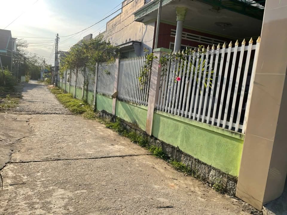 Đất 2 mặt tiền Ninh Sơn 189m² giá 1.9 tỷ - Vị trí kinh doanh đắc địa!