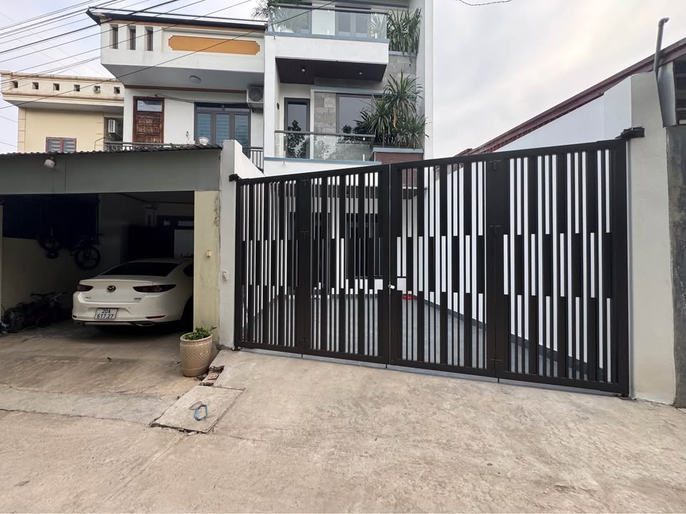 Nhà 3 tầng Đường Z115, Phường Thịnh Đán, 83m² giá 3 tỷ - Sẵn sàng vào ở ngay đón Tết 2026!