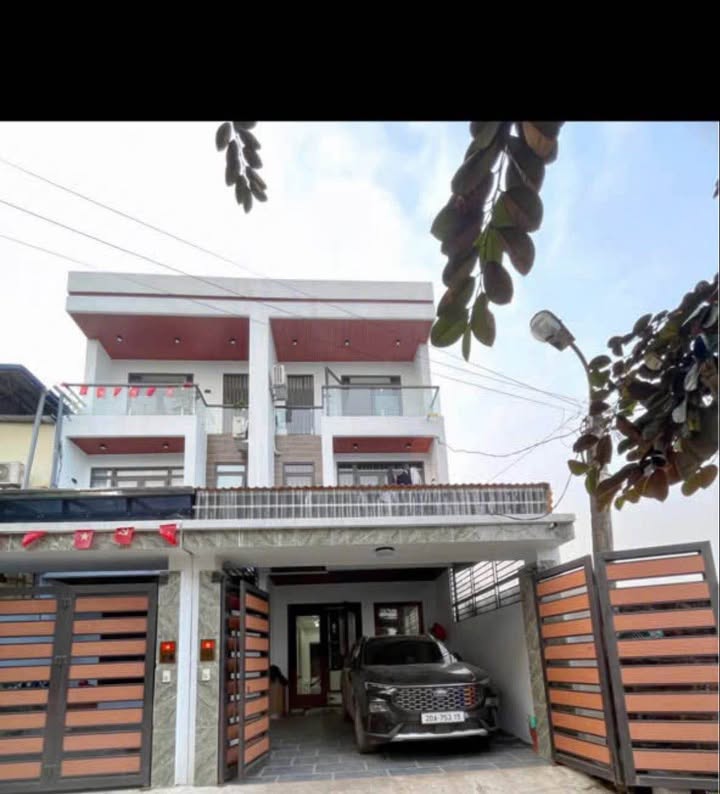 Nhà 3 tầng Phường Bách Quang 117m² giá 4 tỷ - Vị trí đắc địa gần Go Big C!