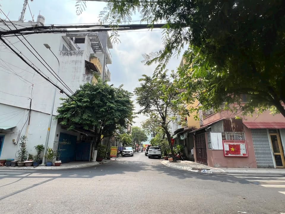 Nhà mặt tiền Hồ Ngọc Cẩn Quận Tân Phú 80m² giá 12.5 tỷ - Sẵn sàng vào ở ngay!