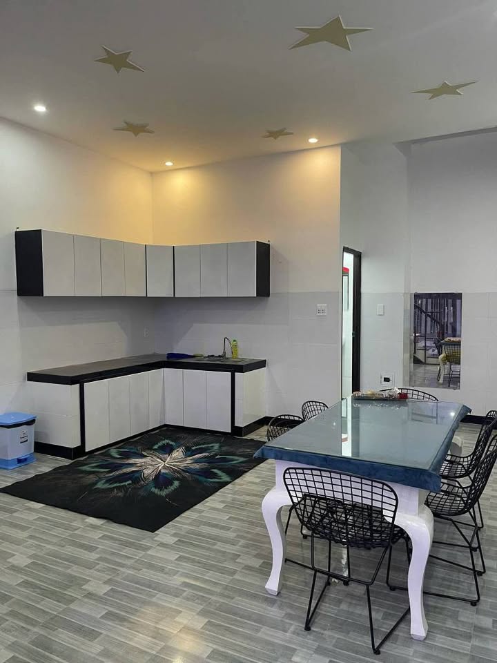 Nhà Bán Phường 2, Thành phố Cà Mau, Diện tích 74m² - Thiết kế hiện đại, giá chỉ 1.599 tỷ!