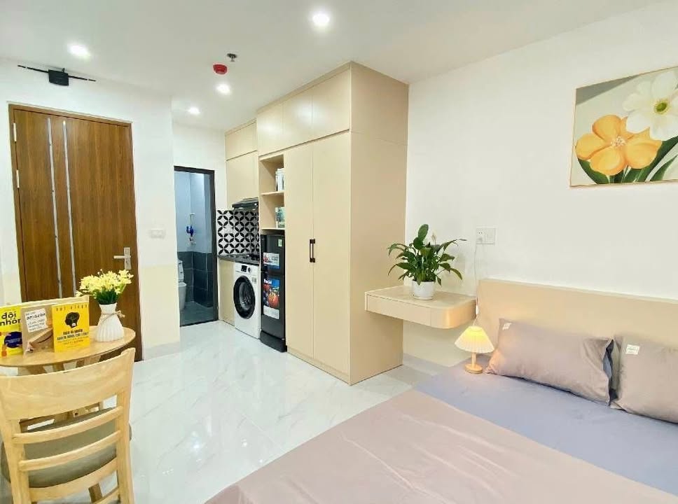 Căn hộ dịch vụ Hồ Tùng Mậu, Cầu Giấy 60m² giá 12 tỷ - Sổ đỏ chính chủ, luôn kín phòng!