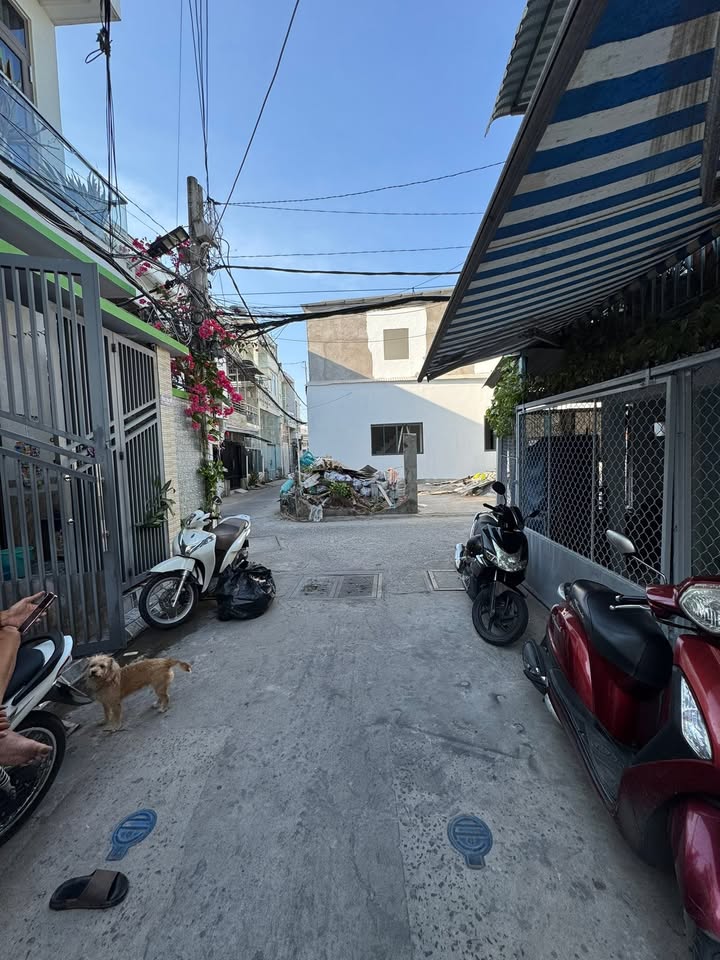 Nhà đẹp 2 tầng tại Trần Hưng Đạo, 38m² giá 2.85 tỷ - Sẵn sàng vào ở ngay!