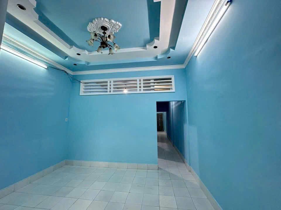 Nhà cho thuê hẻm ô tô đường Hùng Vương, Sóc Trăng 50m² giá 3 triệu - Gần nhiều tiện ích