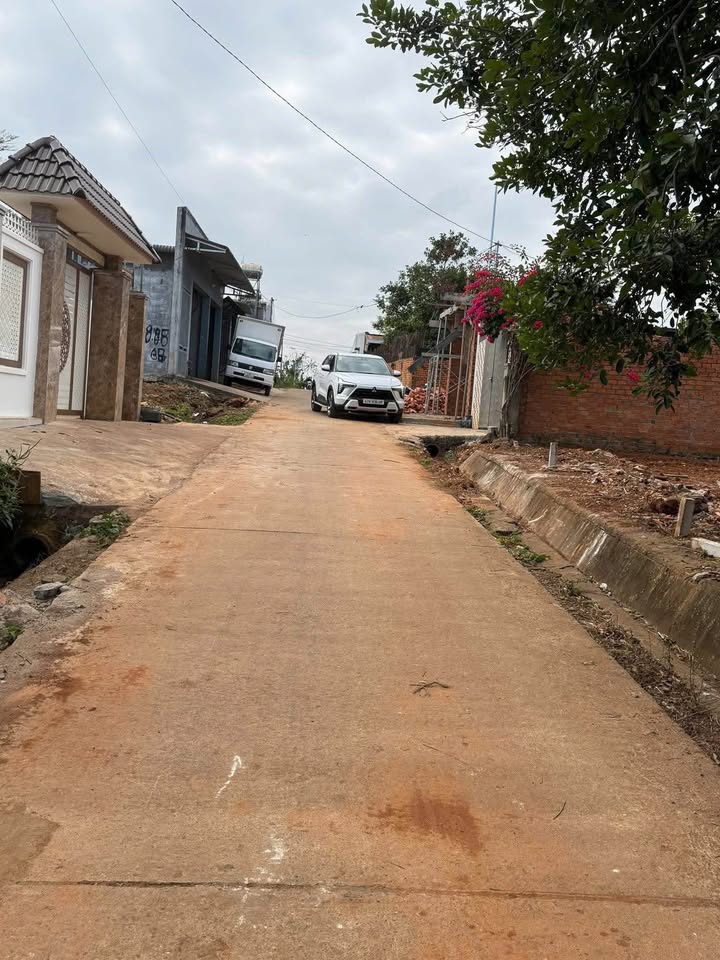 Đất thổ cư thôn 4 Cư ÊBur 130m² giá 1.4 tỷ - Cơ hội đầu tư hấp dẫn!