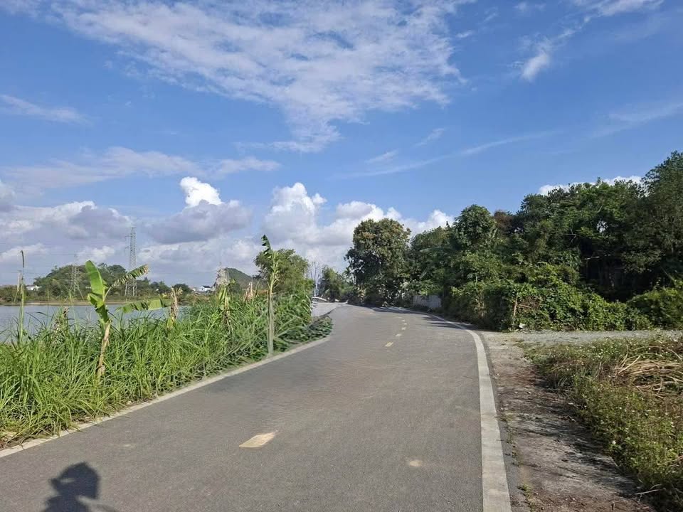 Đất nền phường Yên Sơn, thành phố Tam Điệp, 76m², giá chỉ 700 triệu - Vị trí đẹp, view hồ tuyệt vời!