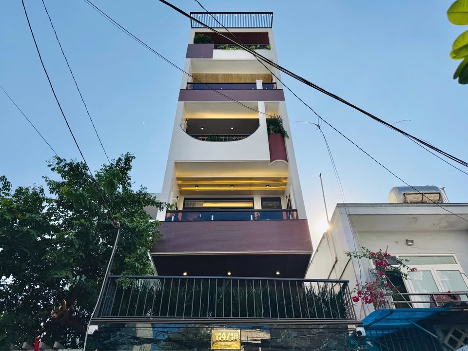 Townhouse Phường 9 Gò Vấp 120m² giá 18 tỷ - Nhà mới có thang máy, ô tô vào tận nơi!