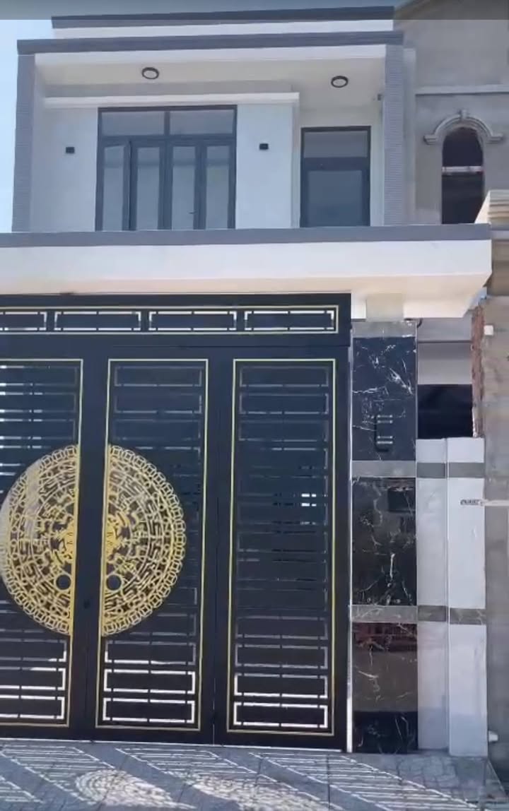 Nhà phố 2 tầng tại Bà Rịa 100m² giá chỉ 2.83 tỷ - Sẵn sàng đón Tết!