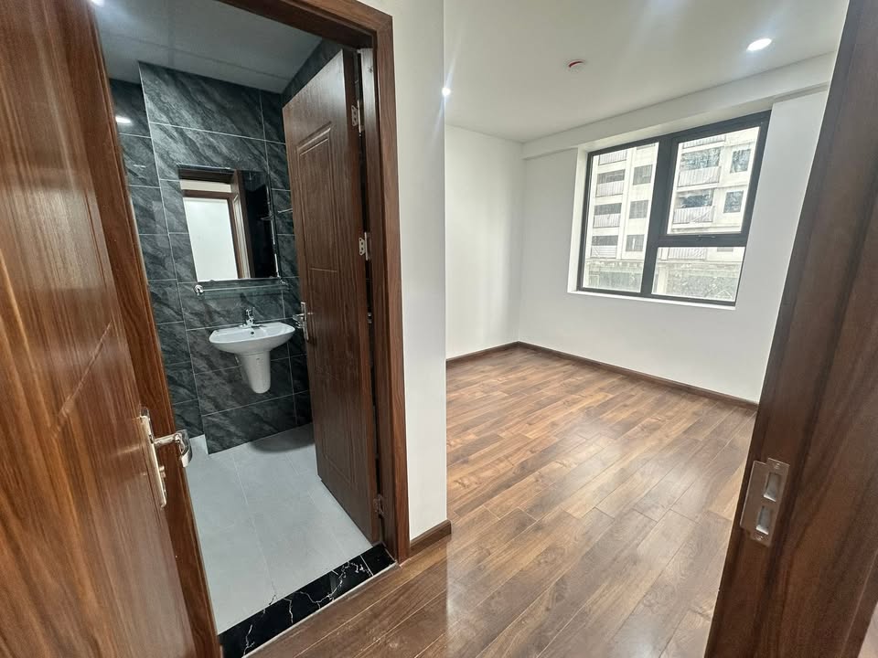 Căn hộ chung cư Phường Quang Vinh 45m² giá 5 triệu - Nhà mới tinh, chính chủ!