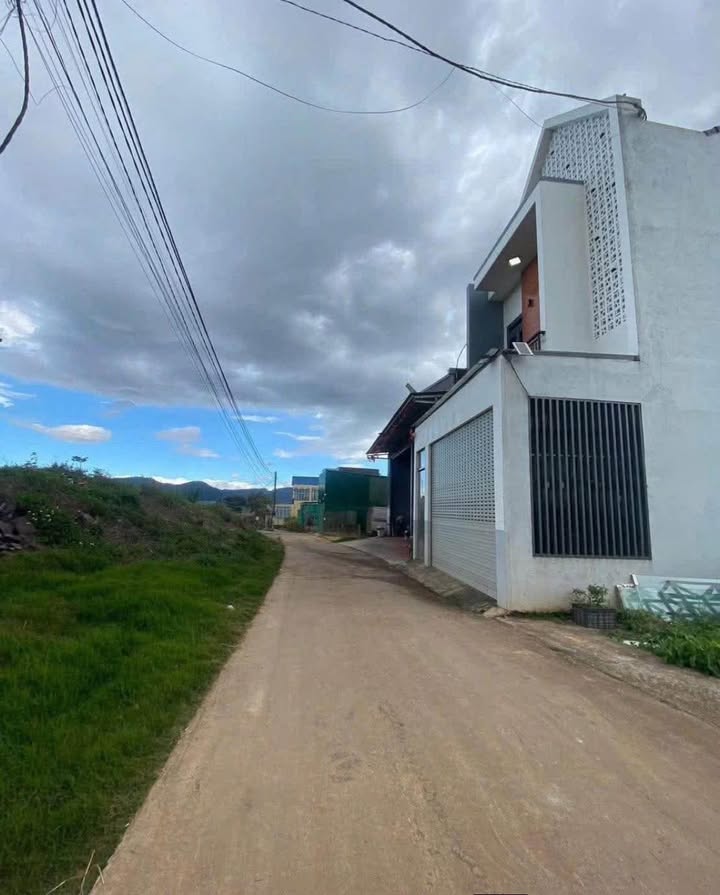 Đất nền 384m² tại Đức Trọng, Lâm Đồng giá 2.1 tỷ - Tiềm năng sinh lời cao!