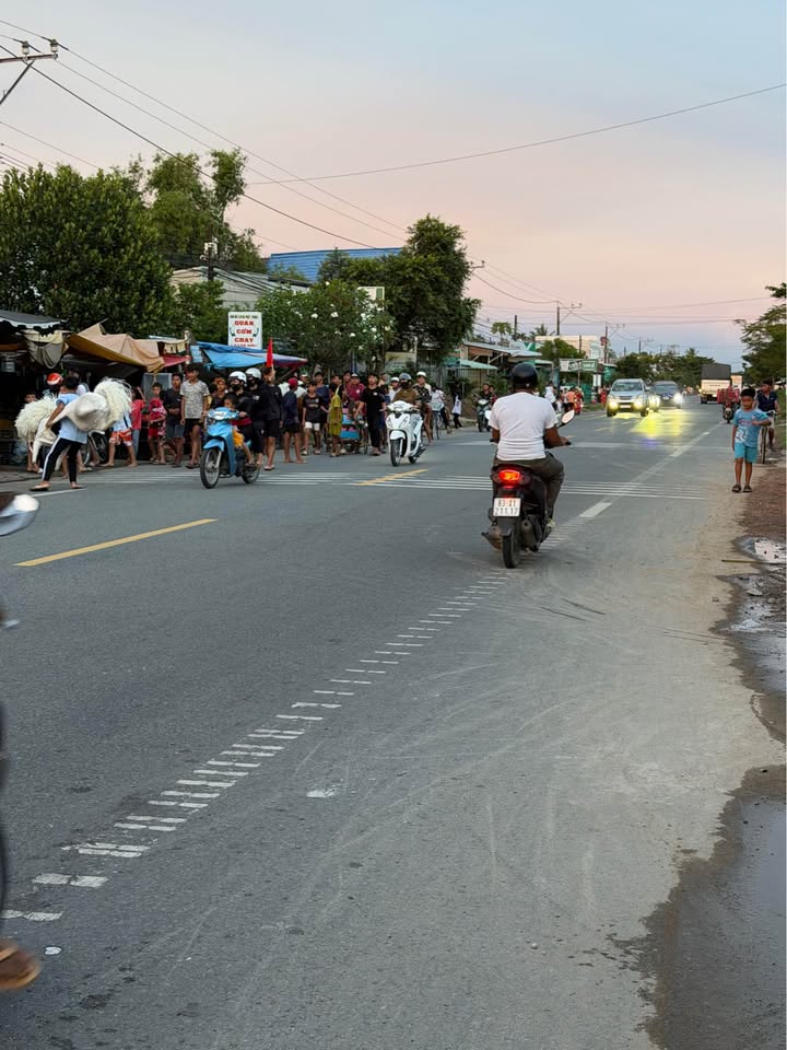 FrontHouse Quốc Lộ 1A, Xã Thạnh An, 928m² giá 1 tỷ - Kinh doanh tuyệt vời!