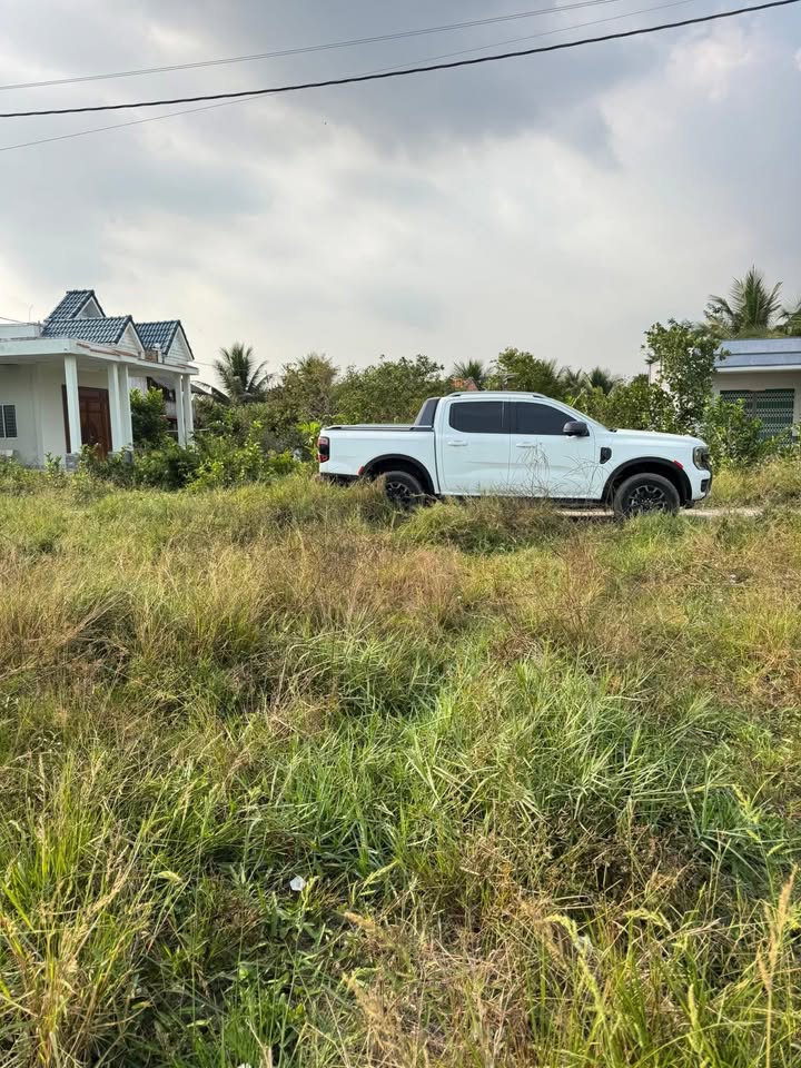 Đất nền 1100m² tại Ấp 7, Nhựt Chánh, Bến Lức - Giá chỉ 1.3 tỷ!