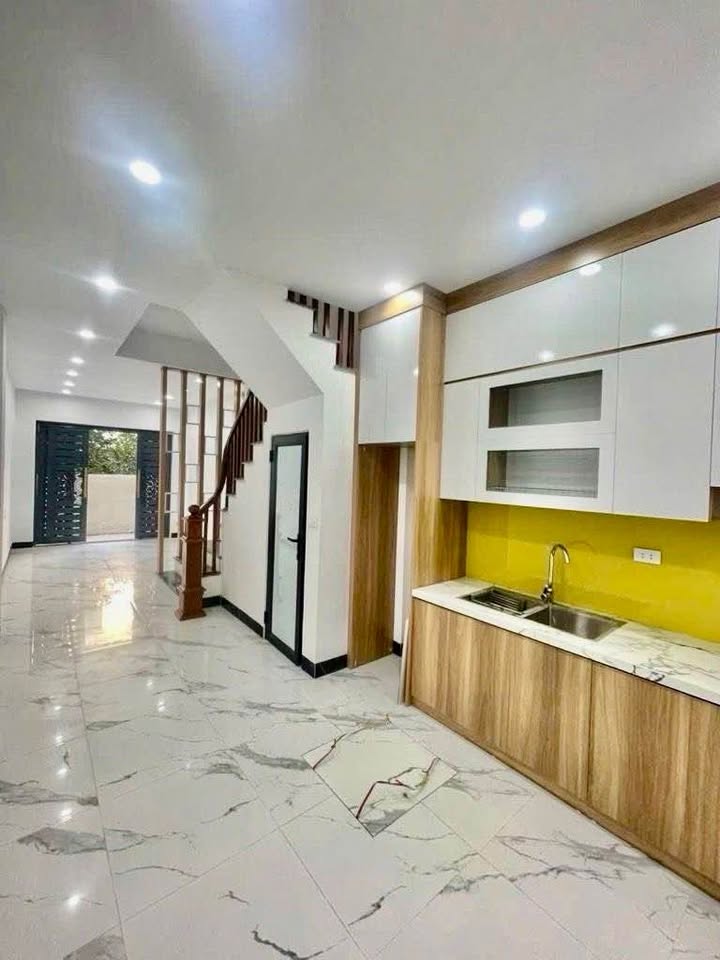 Nhà riêng Đường Doãn Kế Thiện, Cầu Giấy 35m² giá 7 tỷ - Căn góc ô tô cách 50m!