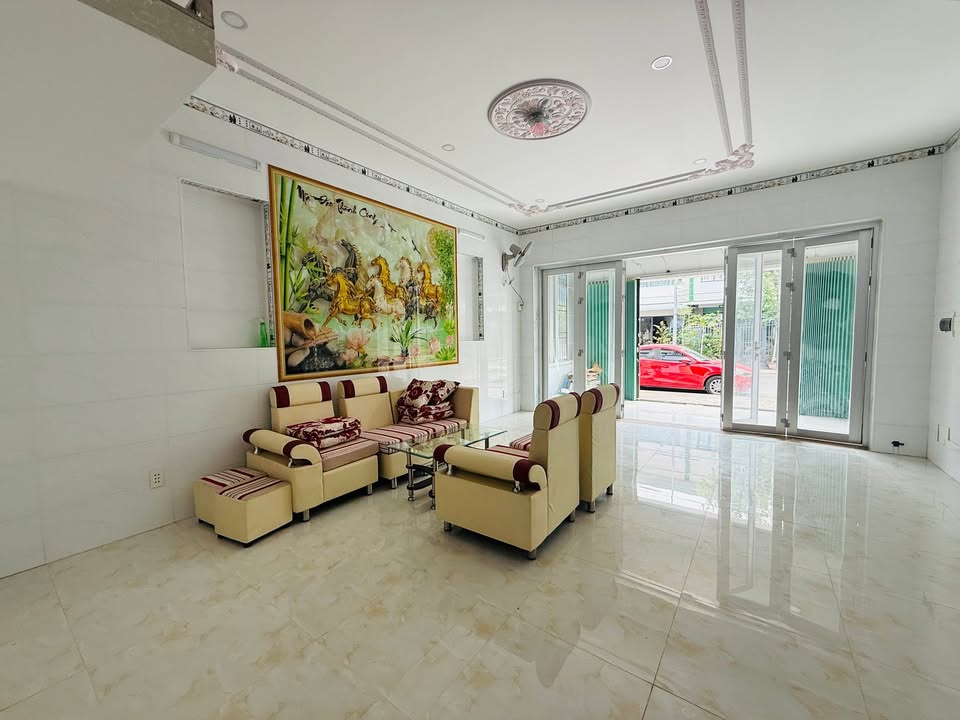 Shophouse Oasis City Thủ Dầu Một 80m² giá chỉ 2 tỷ - Sổ hồng công chứng ngay!