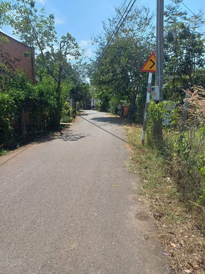 Đất nền xã Hưng Thịnh, Trảng Bom, Đồng Nai 1500m² - Mặt tiền nhựa, view suối