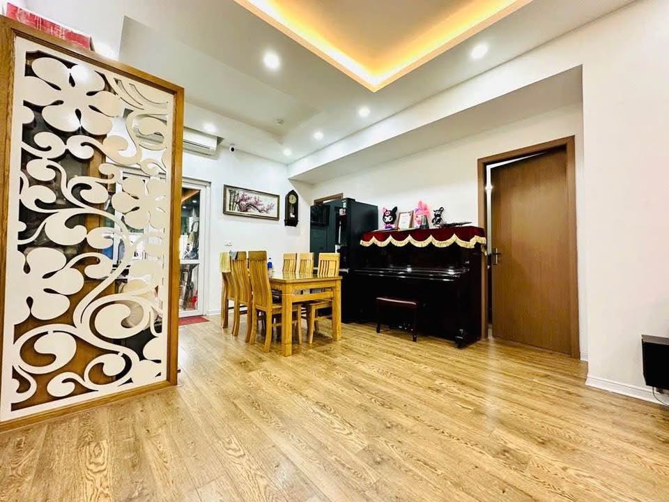 Căn hộ chung cư Nguyễn Văn Cừ, Long Biên 75m² giá 5.1 tỷ - An ninh đỉnh cao, sẵn sàng vào ở!