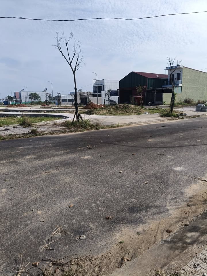 Đất nền KDC Thị Trấn Ái Nghĩa 350m² giá 100 triệu - Cơ hội đầu tư không thể bỏ lỡ!