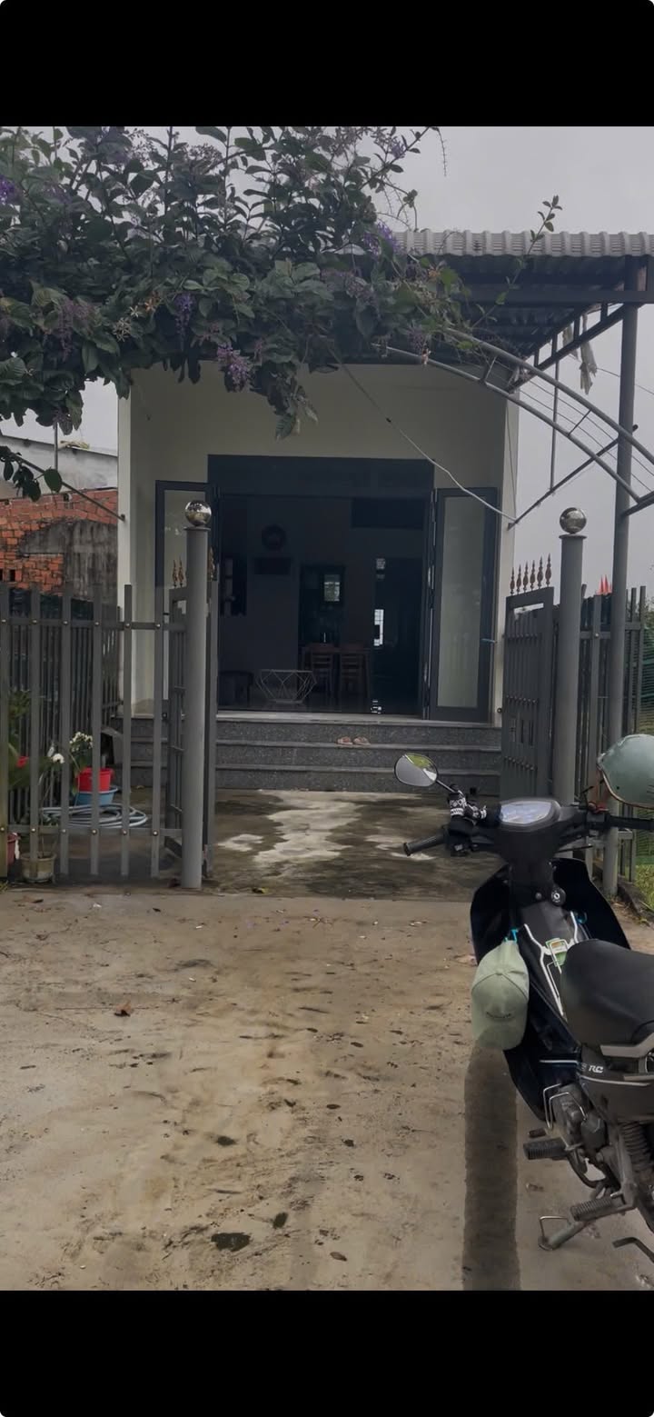 Nhà bán tại Thị trấn Nam Phước, 140m² giá 1.2 tỷ - Sổ đỏ chính chủ!