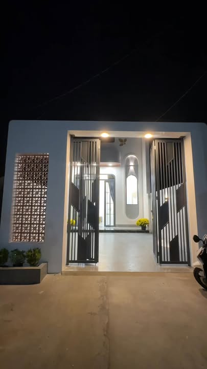 Nhà Huyện Hòa Thành 130m² giá 1.39 tỷ - Sẵn sàng vào ở ngay!