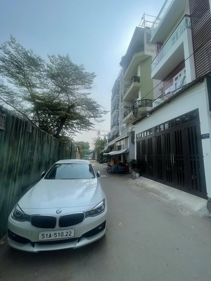 Bán nhà Phú Thuận Quận 7 60m² giá 6 tỷ - Căn góc 2 mặt tiền hẻm xe tải