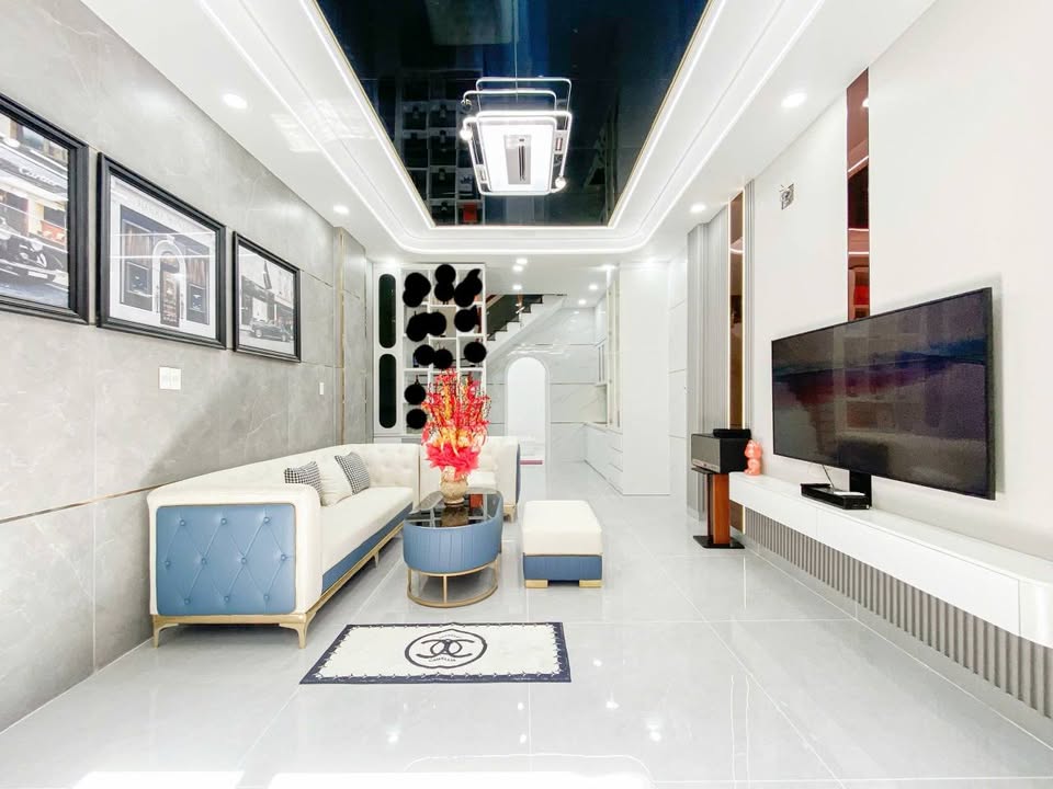 Bán nhà hẻm 32 đường Ôn Bích Khiêm, Quận 11, 48m² - Giá tốt thương lượng!