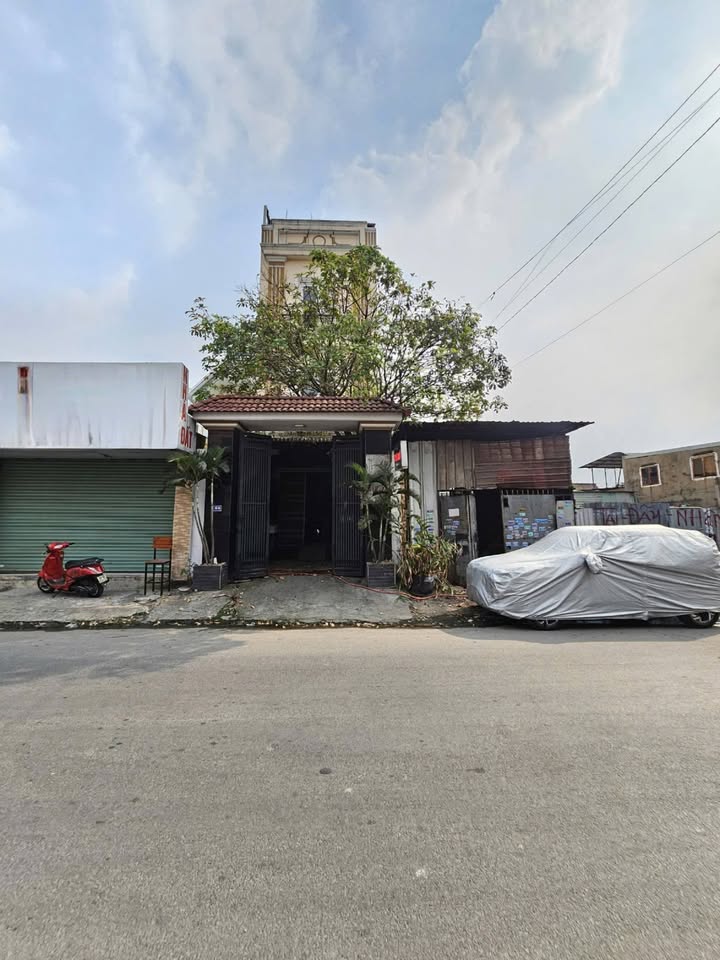 Nhà nghỉ 3 tầng mặt tiền 139.8m² tại Bình Hòa, giá 6.8 tỷ - Đầu tư sinh lời ngay!