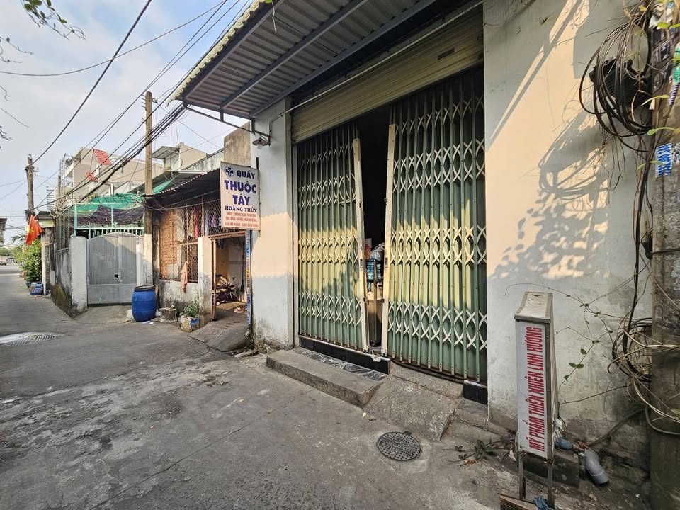 Nhà cấp 4 và dãy trọ 72.9m² tại Dĩ An giá chỉ 3.6 tỷ - Đầu tư sinh lời ngay!