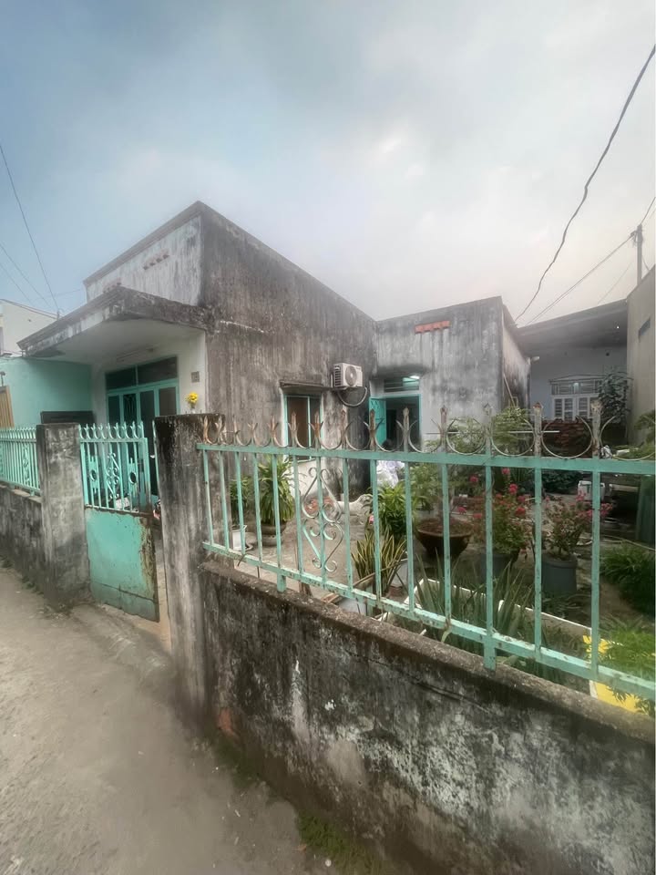 Nhà cấp 4 kp1 An Hòa, 105m² giá 2.25 tỷ - Vị trí đẹp, sổ đỏ chính chủ!