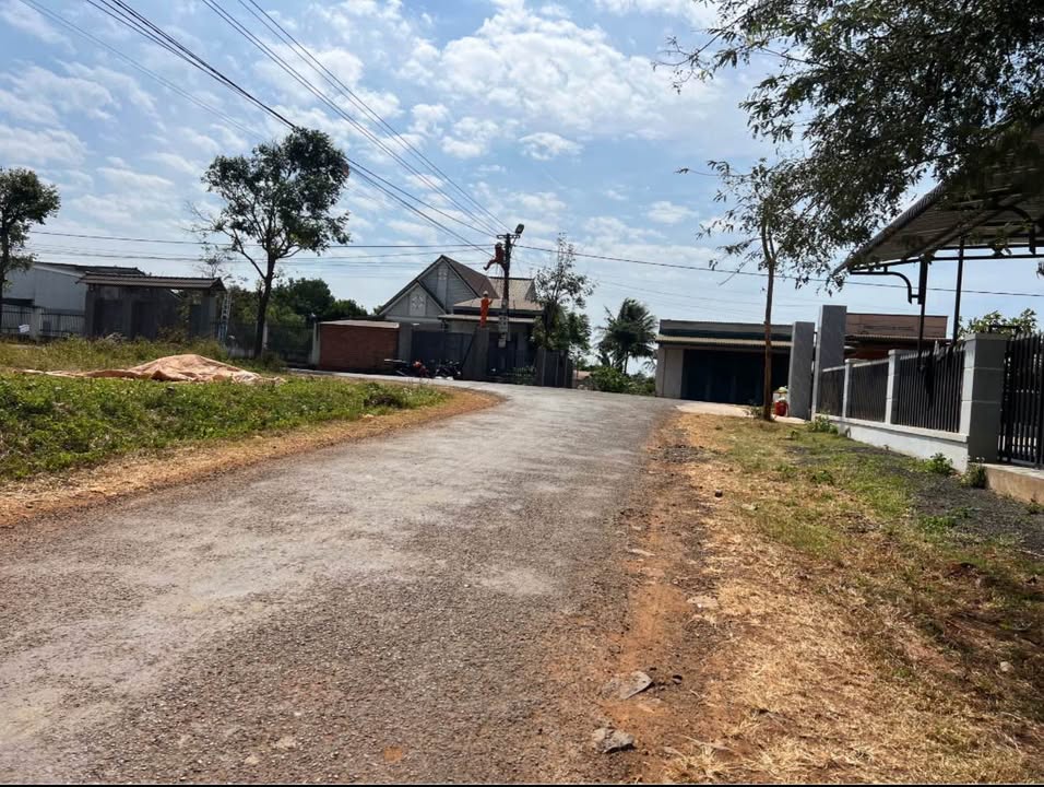 Đất mặt tiền B4, Thôn 4, Buôn Ma Thuột 140m² giá 1.48 tỷ - Cơ hội đầu tư tuyệt vời!