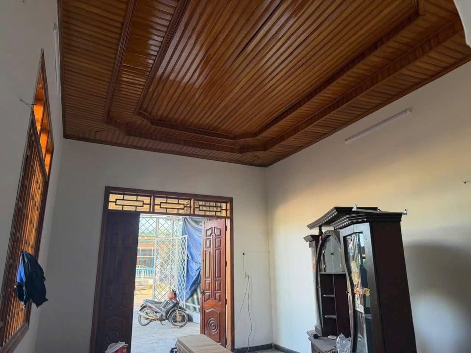 Nhà FrontHouse đường Kinh Doanh, Gia Nghĩa 209m² giá 2.6 tỷ - Kinh doanh thuận lợi!