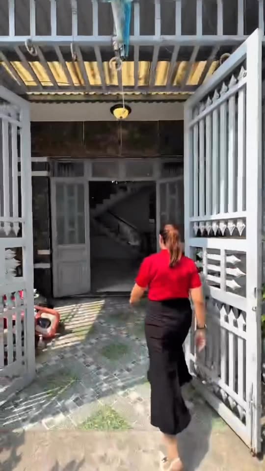 Nhà phố tại xã Long Thượng, huyện Cần Giuộc 100m² giá thỏa thuận - Vị trí đắc địa gần chợ