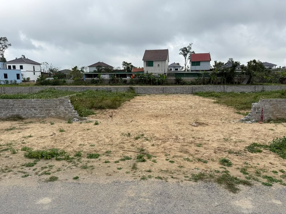 Đất Nền Nghi Phong, Nghi Lộc, 82.6m² chỉ 2.x tỷ - Đường nhựa rộng rãi, khu dân cư văn minh!