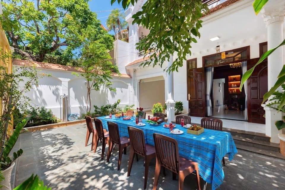 Biệt thự tuyệt đẹp Bãi Sau Vũng Tàu 320m² giá 28 tỷ - Đầu tư sinh lời ngay!