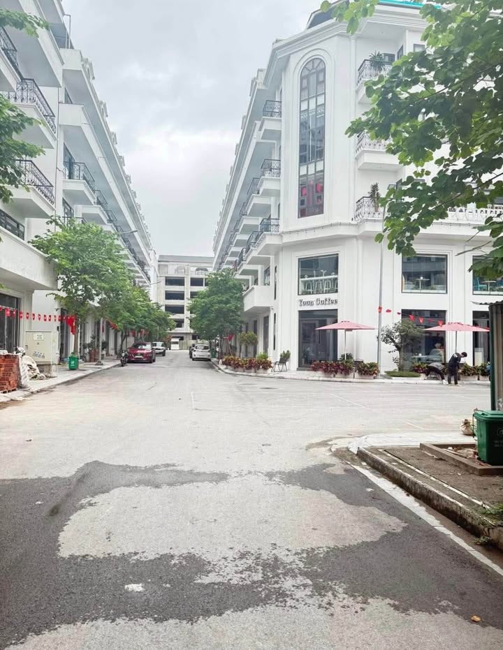 Nhà liền kề Gold City Hạ Long 67,5m² giá 5 tỷ - Sẵn sàng vào ở!