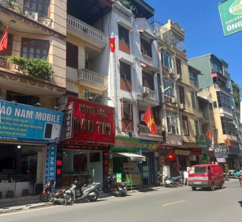 FrontHouse Làng Việt Kiều Châu Âu 80m² giá 31.5 tỷ - Đầu tư sinh lời hấp dẫn!