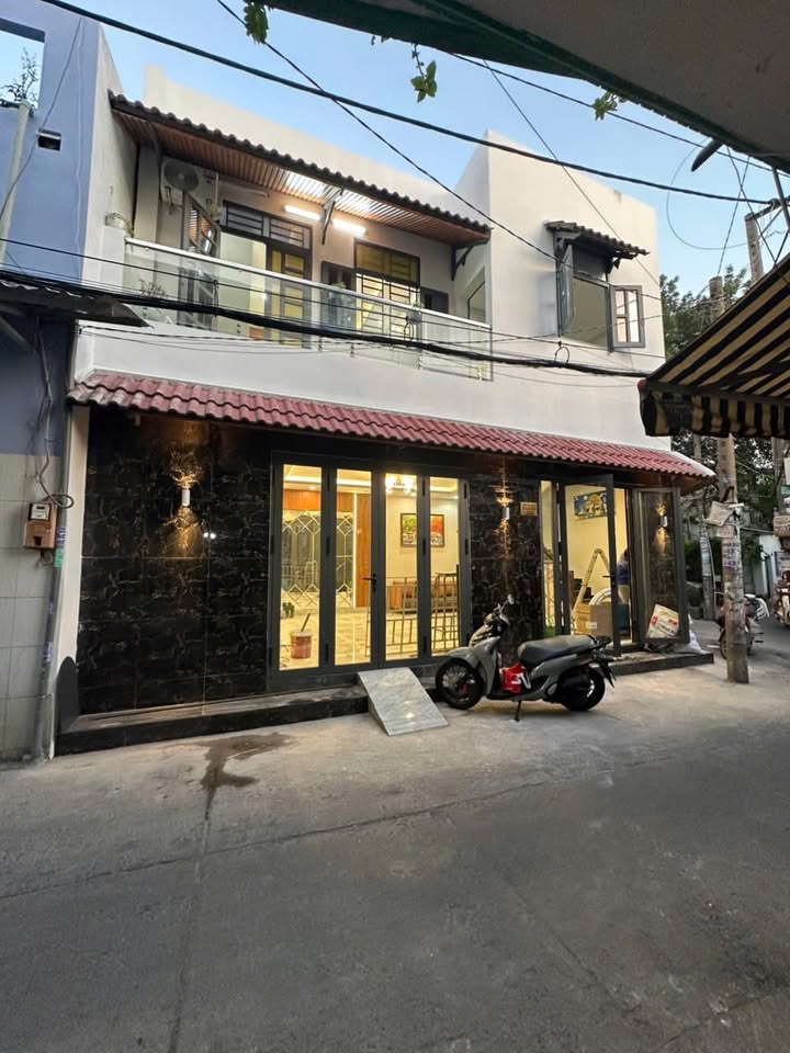 Nhà bán tại Bình Tân 60m² giá 4.78 tỷ - Nhà mới đẹp, đầy đủ nội thất