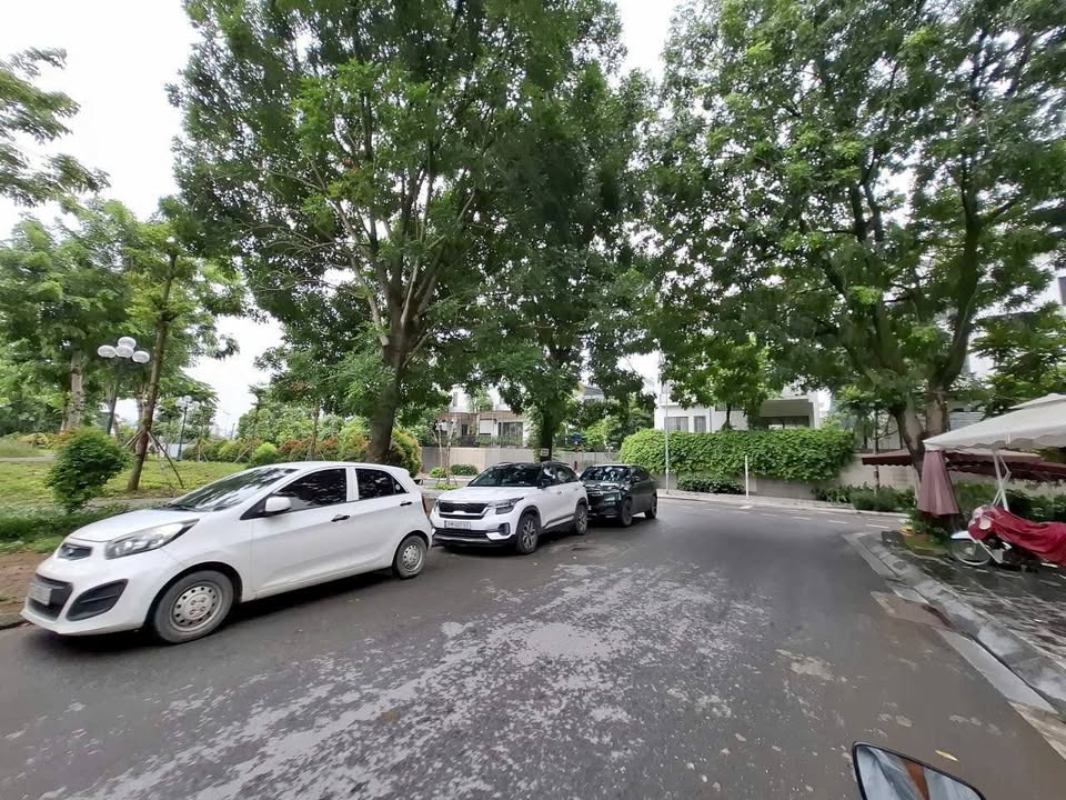 Đất FrontHouse Ngọc Thụy 68m² giá 16 tỷ - Cơ hội đầu tư sinh lời!