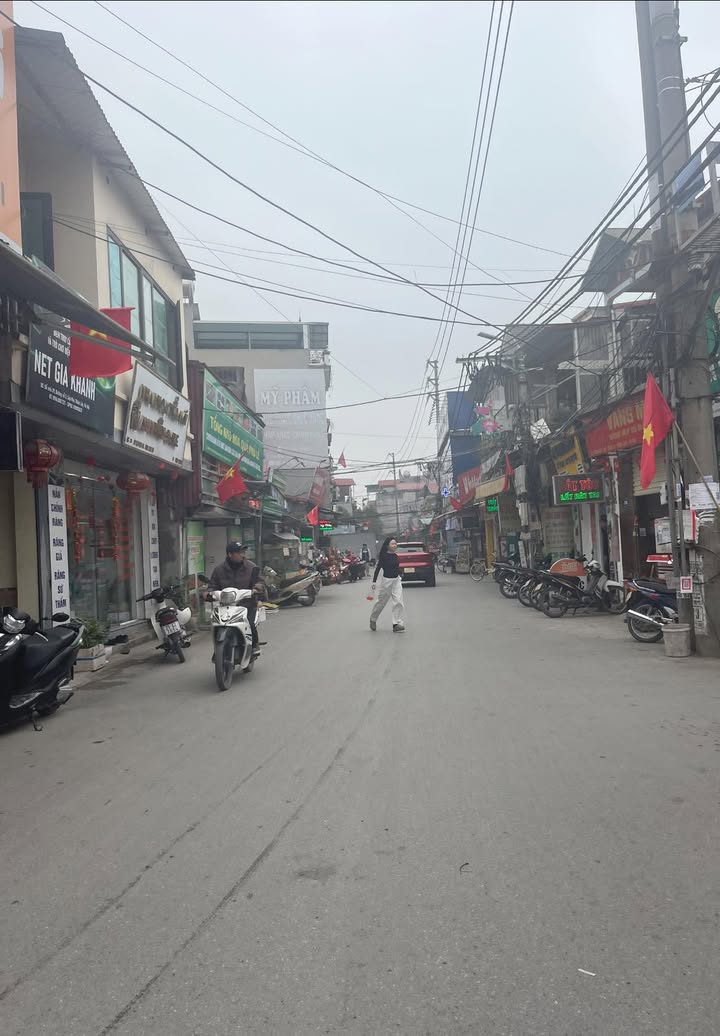 Nhà 4 tầng đẹp tại Đông Anh 57m² giá thỏa thuận - Sổ đỏ chính chủ