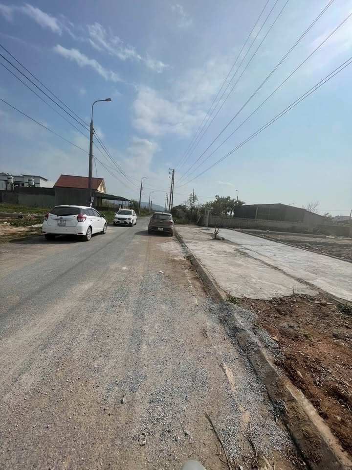 Đất thổ cư tại Thôn Làng Thống Nhất, Thành phố Hạ Long 99m² giá 1 tỷ - Cơ hội sở hữu đất hiếm có!