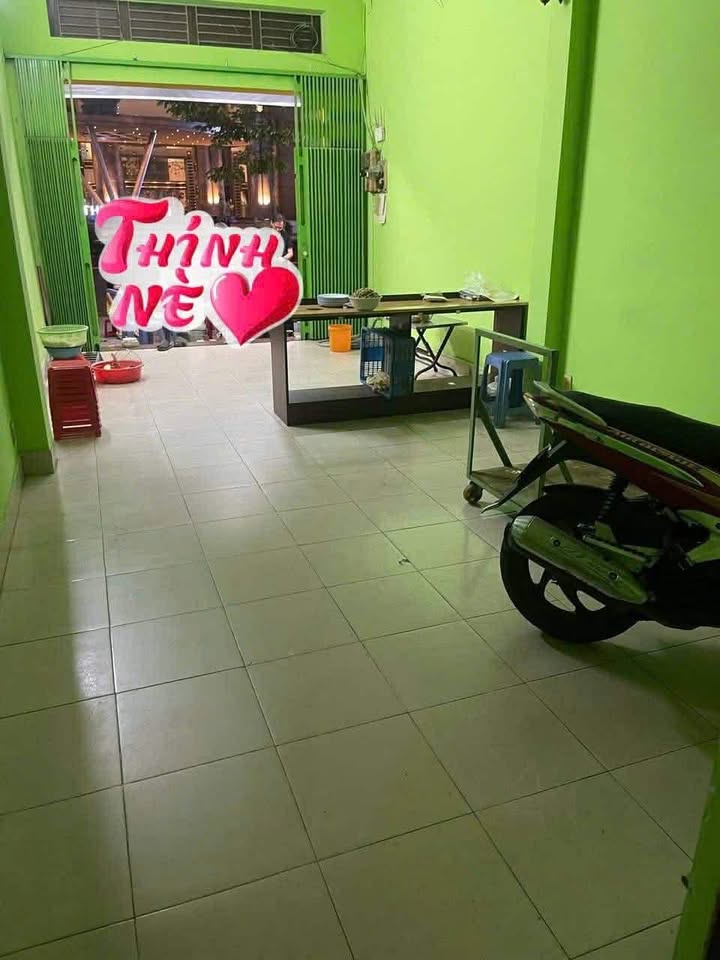Mặt bằng kinh doanh cho thuê tại Lê Đại Hành, Quận 11, 32m² giá 10 triệu - Vị trí đắc địa cho mọi loại hình kinh doanh!
