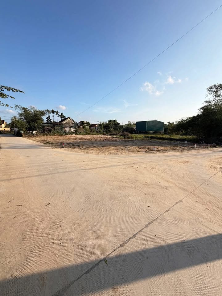 Đất nền Trần Quang Diệu, Phú Bài 100m² giá 1 tỷ - Tiềm năng sinh lời cao!