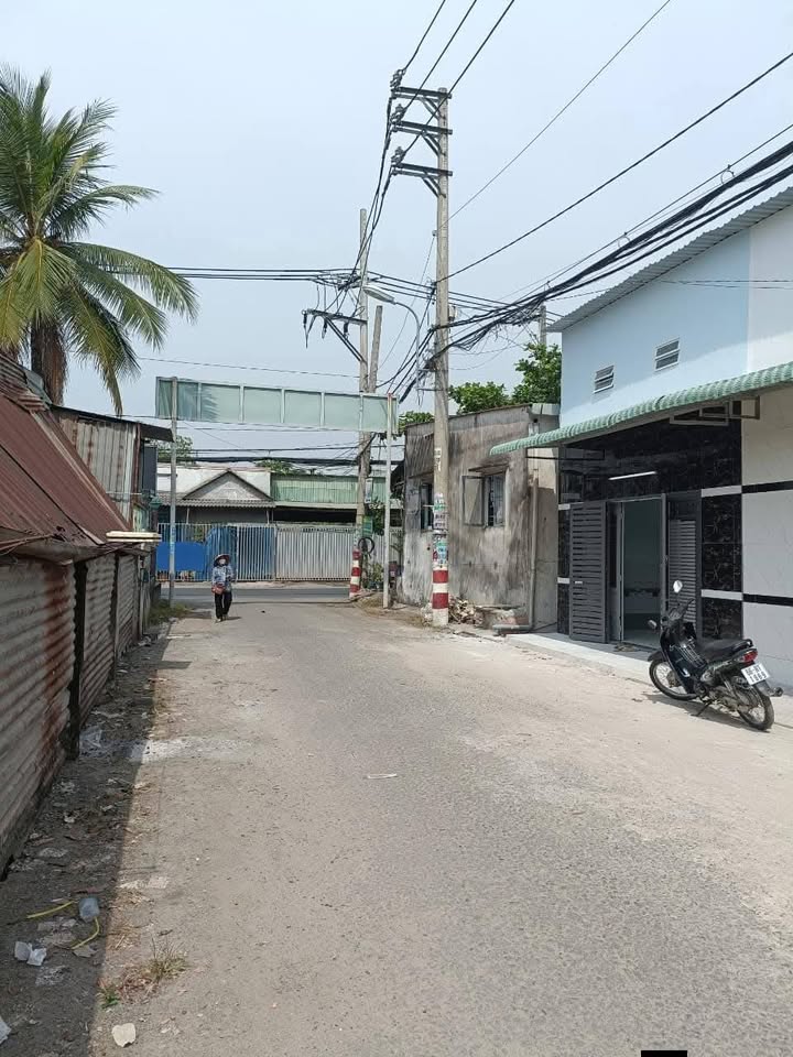 Nhà mặt tiền Đỗ Văn Dậy, 36m² giá 1.35 tỷ - Sổ đỏ chính chủ!